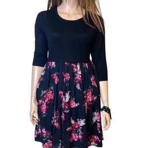 Torrid Black Sweater Dress Floral Sz 1X